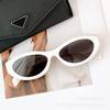 25 Nuevos Lentes de Sol Ojo de Gato para Mujer Modernos de Marco Pequeño Negros Súper Lentes de Sol Ins Charlando Internet Popular Recomendar Lentes de Sol de Gama Alta