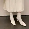 Botas Curtas Brancas Francesas com Laço Novo Salto Agulha Alto Elásticas Slim Botas Bico Quadrado Zíper Traseiro Botas de Moda
