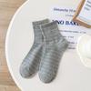 Calcetines a Rayas para Mujer Calcetines hasta la Mitad de la Pantorrilla Ins Modernos Primavera Verano Delgados Versátiles Estilo Japonés Clásico Estilo Universitario Calcetines Deportivos Simples