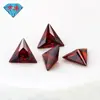 Huagang Gems Zircón Rojo Granate Triangular 5A Piedra Suelta Pendientes Triangulares DIY Circonita Cúbica Cz Artificial