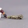Colgante de Animal del Zodiaco Doce Latón Llavero de Coche Colgante Hecho a Mano Zodiaco Colgante Pequeño Regalo Venta al por Mayor