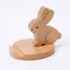 Soporte de Teléfono Móvil de Conejo Giratorio de Madera Año del Conejo Zodiaco Soporte de Teléfono Móvil de Madera Maciza Tamaño Forma Logo Grabado