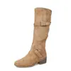 Item em estoque Yuanchen~7cm de altura-aumentando salto plataforma botas longas para mulheres, botas de montaria com salto plataforma de tira cruzada, botas de pelo de cano médio