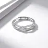 Anel de Prata de Lei S925 com Laço e Zircônia para Mulheres, Luxo Leve, Sensação Elegante e de Alto Padrão, Anel de Banda Fina Ajustável, Fornecimento Atacadista