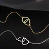 Colar japonês e coreano estilo ins frio liga de metal coração de pêssego coração duplo anel fivela colar de coração pequeno feminino