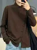 Camiseta de Manga Larga de Color Sólido 2026 Artística Simple Cuello Semi-Alto Diseño de Botonadura Asimétrica Adelgazante Versátil Holgada Top para Mujer