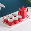Conjunto de Louça de Água Cerâmica de Alta Qualidade Estilo Nórdico para Uso Doméstico na Sala de Estar, Bule com Borda Dourada Galvanizada, Xícaras e Conjunto de Chá com Bandeja de Plástico