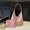 Bolsa de ombro de veludo transfronteiriça, estilo retrô e casual, bolsa tote de grande capacidade, versátil para o trabalho, bolsa de mão e conjunto de bolsas combinando, personalizável