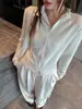 Top base de manga larga de forro polar para mujer con cuello semi-alto, diseño de otoño e invierno con doble cremallera, corte ajustado y efecto adelgazante, estilo chaqueta corta, fabricado en fábrica