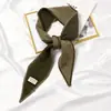 Ins Novo Estilo Coreano Lenço Pequeno de Lã para Menina Conjunto de Pescoço Quente Tricotado Moda Outono e Inverno Lenço Pequeno com Canto Pontiagudo