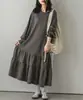Artículos en stock Japón Primavera Otoño Holgado Longitud Media Patchwork Dobladillo con Volantes Sudadera Vestido Manga Larga Por Encima de la Rodilla Falda Larga Mujer