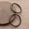 32X32Mm 4.3g Color Bronce Antiguo Venta Directa de Fábrica El Más Vendido Retro Colgante Pequeño Conector Circular