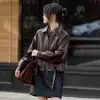 Chaqueta de piel genuina Haining para mujer, nueva colección primavera/otoño 2026, estilo corto, con cuello solapa, corte entallado, versátil, estilo retro de motociclista, hecha de piel de cordero