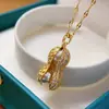 Nuevo Collar de Cacahuete de Micro Perlas de Nicho para Mujer, Cadena para Clavícula de Lujo Ligero de Alta Gama de Nicho, Colgante de Buena Suerte a la Moda, Colgante de Cobre