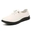 Colección transfronteriza de primavera y otoño, zapatos para mujer de talla grande, zapatos versátiles tipo mamá, mocasines para mujer antideslizantes de suela blanda, zapatos casuales para mujer