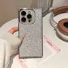 Funda de Teléfono de Cuero con Purpurina Fina Cuadrada Adecuada para Apple 16Promax Creativa 15 Agujeros Finos 14 Niñas 13Promax