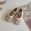 Zapatos Casuales Versátiles Bajos Nuevos para Niños Primavera y Otoño con Decoración de Moño, Suela Suave, Antideslizantes, Zapatos Planos Diarios para Niñas