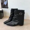 Botas Martin com Fivela Retro para Mulheres, Novo Estilo Britânico Outono/Inverno Salto Grosso Emagrecedor Bico Quadrado Botas Curtas