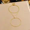 Pulseira Anel de Corrente Fina Dourado Brilhante Venda Quente Europeia e Americana Transfronteiriça Aço Inoxidável Banhado a Ouro Sensação de Alto Padrão Joia de Mão Feminina