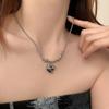 Precioso collar de acero de titanio Dark Thorn para mujer, accesorios de estilo hip hop de verano personalizados, nueva cadena de clavícula para mujer.