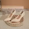 Zapatos de Salón de Tacón Alto con Plataforma de Charol Francés para Mujer Hada Elegante Perla de una Sola Pieza Boca Poco Profunda Tacón de Aguja No Cansan los Pies Zapatos de Salón Individuales