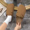 2025 Novo Modelo de Exportação Tamanho Grande Sapatos Femininos Birkenstock Chinelos de Cortiça de Sola Grossa Chinelos de Dedo de Salto Baixo Sapatos Romanos Casuais Femininos