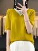 Suéter de gola V dupla com blocos de cor, temperamento, manga curta, solto, modelador, para o trabalho, primavera e verão, fio de algodão, camiseta de tricô feminina