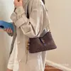 Bolso de hombro retro de gamuza de moda 2026 para mujer, nuevo de otoño, de gran capacidad, bolso pequeño cuadrado cruzado