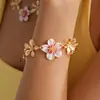 Pulsera y Collar de Parche de Flores con Goteo de Aceite Estilo Metal Europeo y Americano, Cadena Exquisita Dulce para la Clavícula Transfronteriza, Joyería de Nicho de Alta Gama