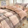 Ropa de Cama de Tres Piezas 100% Algodón para Dormitorio de Estudiantes Sábana de Algodón Puro Funda Nórdica Funda Nórdica Individual de Algodón Faldón de Cama Estilo Nuevo
