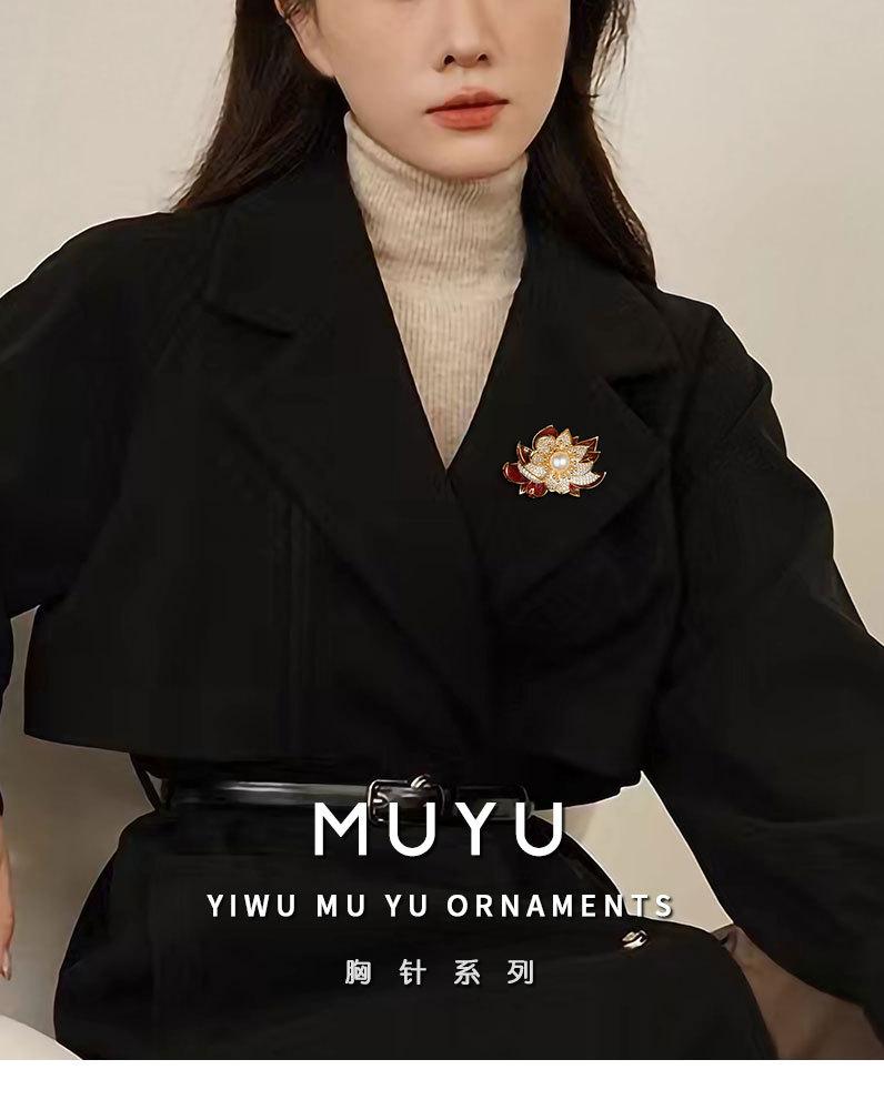 国风吉祥莲花胸针小众轻奢风高级感荷花别针新品珐琅彩