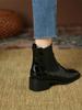 Botines Chelsea Cortos Retro de Charol con Estampado de Piedra para Mujer 2026 Otoño e Invierno Nuevo Estilo Británico Redondos de Punta Gruesa con Tacón Grueso Elásticos Tipo Martin
