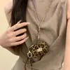 Collar Colgante de Bolso con Estampado de Leopardo en Cuero Europeo y Americano Moda Retro Cadena para Clavícula Maillard Joyería de Diseño Nicho para Mujeres