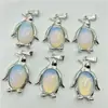 Venda Quente Transfronteiriça Cristal Natural Ágata Pedra Semi-Preciosa Liga Pinguim Incrustado Pedra Preciosa Pingente Colar Acessórios Ecológicos
