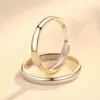 Anillos llanos de plata de ley S925 para parejas, un par para hombres y mujeres, con un diseño de nicho ins, anillos a juego simples y originales