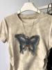 Camiseta de Verano Tie-Dye de Manga Corta con Hombro Descubierto para Mujer Talla Grande Nuevo Estilo Caliente 2025 Diseño de Mariposa Top de Algodón Puro