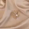 Broche novo estilo feminino senso de alta qualidade nicho broche atacado pino de alta qualidade temperamento fixo roupas terno joia pérola
