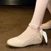 Zapatos cheongsam estilo chino 2026, zapatos Mary Jane poco profundos con hebilla de perla estilo hada, zapatos planos franceses para mujer con plataforma interna para aumentar la altura