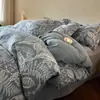 Estilo Otoño e Invierno Juego de Cama de Cuatro Piezas Espeso de Algodón Puro Cepillado Funda de Edredón Floral Sábana Juego de Tres Piezas para Dormitorio de Estudiante