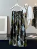 Saia midi plissada com fenda nas costas, estampa de pintura a óleo vintage para mulheres, novo estilo de verão, design único, cintura alta, corte A