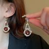 Pendientes Geométricos de Cristal Artificial de Zirconio Advanced Sense Triángulo Redondo Gancho para la Oreja Retro Francés Nicho Elegante Lujo Ligero para Mujer