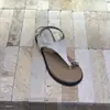 Sandálias de Tiras Metálicas com Salto Plataforma para Mulheres 2026 Verão Novo Estilo Retro de Tiras Sandálias Romanas da Moda para Férias