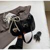 Bolso Pequeño Exquisito de Alta Gama para Mujer 2025 Nuevo Bolso Bandolera Versátil de Moda Popular Bolso de Hombro Único Sobaco