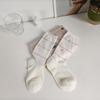 Meias Brancas estilo Coreano Meias de comprimento médio para o Verão Meias Finas para Mulheres ins Simples JK Listradas Bordadas com Letras Meias