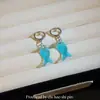Brincos Azuis de Peixe de Designer Únicos para Mulheres, Luxo Leve, Estilo de Alta Qualidade, Ear Cuffs Versáteis, Brincos Frescos e Estilo Floresta