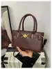 2026 Bolso de Hombro Cruzado Pequeño Cuadrado para Mujer, Nuevo Diseño de Moda, Texturizado, Gran Capacidad, Color Sólido Elegante, para Viajes Diarios