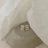 Pendientes de Diseño de Nicho de Lujo Ligero Estilo Francés Pendientes Minimalistas de Lazo con un Toque de Alta Gama Pendientes de Botón