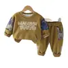 Conjunto de Ropa de Otoño para Niños con Sudadera Bordada con Letras Inglesas Set 2026 Nuevo Estilo Ropa de Cuello Redondo para Niños Elegante para Niños Pequeños en Primavera y Otoño