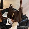 Bolso Pequeño de Axila Estilo Francés de Nicho para Mujer 2026 Nuevo de Moda Elegante Bolso de Hombro para Dama Bolso Cruzado de Celebridad de Internet Más Vendido