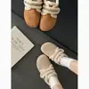 Zapatos de Algodón para Nieve Cálidos Retro de Suela Gruesa para Mujer Invierno 2026 Nuevo Estilo Felpa Engrosada Zapatos Bochen Peludos del Noreste
